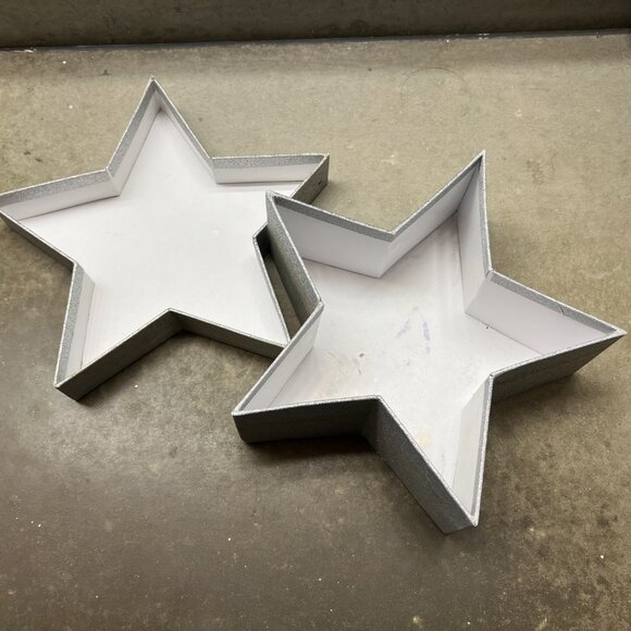 Vtg. LUSH Silver Sparkle Christmas Star Empty Gift Box: Reuse/Display, Box #1 - Picture 6 of 9
